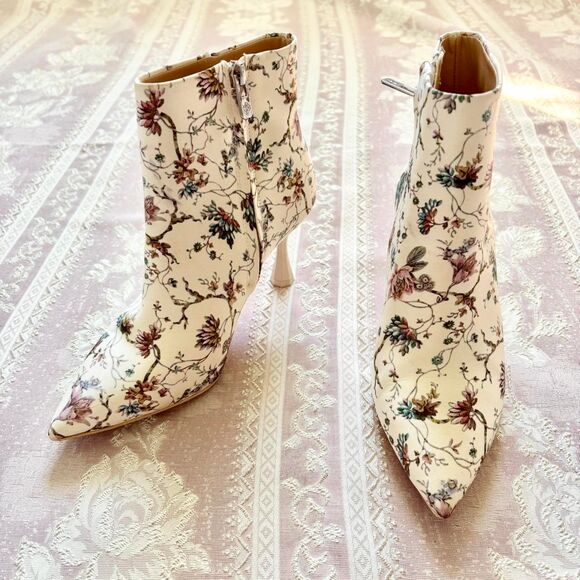 Antonio Melani Nicola Bathie Women's Floral Ankle Boots - Picture 1 of 8